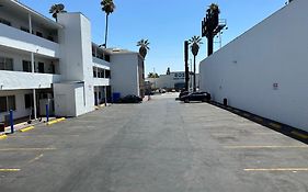 Dusk Hotel Hollywood